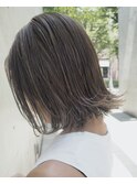 《モノクローム》簡単スタイリングで即オシャレなボブヘア