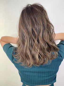 モーション 新宿(motion) ラフミディ