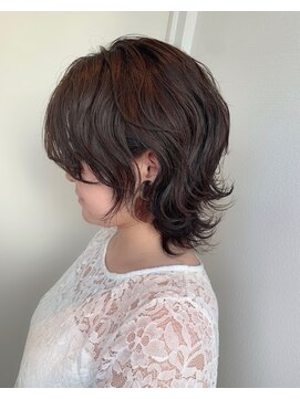 アッシュ 宮前平店(Ash) ミディアムカールウルフ