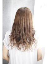 オティアプラスエヌ(OTTIA+n)&nbsp;20代30代40代　キレイを追求スマイルロング【松山】