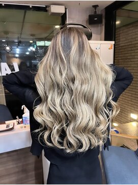 ラフ(LAFF) #黒髪#ボブルフ#ネビージュ#小顔#ワンレン