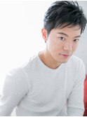 黒髪で爽やか束感ツーブロックショートg小山20代30代40代