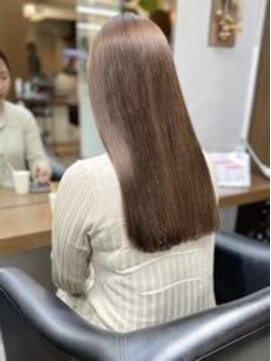 ディア(.eer) 透明感/アッシュ系カラー/グレージュ