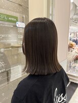 アローズ アヴェダ 札幌パルコ店(HELLO'S AVEDA) ぷつっと切りっぱなしボブ