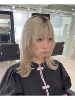 アクアオモテサンドウ(ACQUA omotesando)&nbsp;＊ブリーチハイトーンミディアムウルフカット！ウルフレイヤー