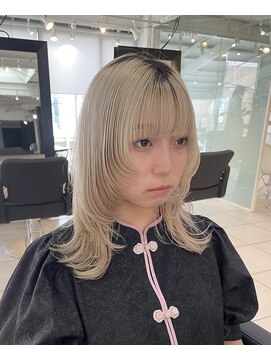 アクアオモテサンドウ(ACQUA omotesando) *ブリーチハイトーンミディアムウルフカット!ウルフレイヤー