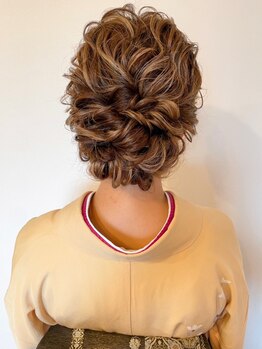 ヘアメイク ラウレア(hair make Laule'a)の写真/特別な日には特別なヘアセットで可愛く♪結婚式やイベントは、プロの技で周りと差がつくスタイルに☆