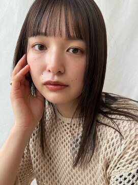 トリッカ 代官山(tricca) ぱっつんバング/ストレートロング