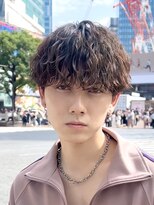 フィフス トウキョウ (fifth TOKYO) 微分け縦落ちパーマツイストスパイラルパーマ