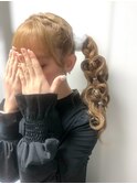 サイドポニーテール