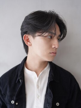 ニコ トウキョウ ロジック(nico TOKYO Logic) センターパート/ニュアンスパーマ/フェザーパーマ