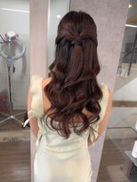 ハイル(KHAIR)&nbsp;ハーフアップアレンジ/ヘアセット/お呼ばれアレンジ