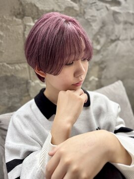 ペルソナ(PERSONA) ハイトーンピンク×マッシュショート