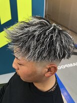 ダズルヘアラッシュ(DAZZLE hair RUSH)&nbsp;名古屋八事金メッシュシルバーメッシュ細め太めハイライトパーマ