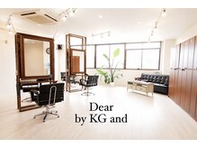 ディアー バイ ケージー アンド(Dear by KG and)の雰囲気（4階ならではの陽が綺麗に差し込む暖かい空間。）