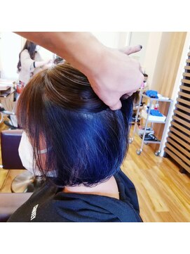 ブレス バイ ファースト 大和吉岡店(Breath by first) インナーカラー×ディープブルー【stylist西條】