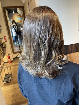 ヘアリゾートユア 新大久保店(hair resort YuA) 外国人風カラー