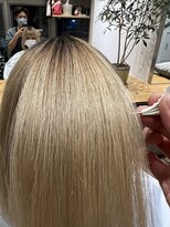 ルータス(loutus) 酸性ストレート（ブリーチ3回+縮毛矯正履歴あり）