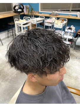 オフザリップ オーシャン(off the Lip ocean) ゆるっと波巻きパーマ