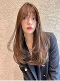 ふんわりレイヤーが愛されヘアを作り出す