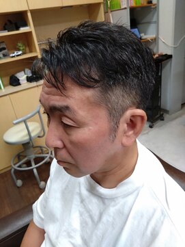 イカラシ(IKARASHI) メンズカット