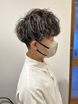 リリアーナ(LILIANA)&nbsp;ツイストスパイラル　メンズハイライト　マッシュ