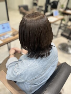 ケンジ 南林間(KENJE) グレージュからー