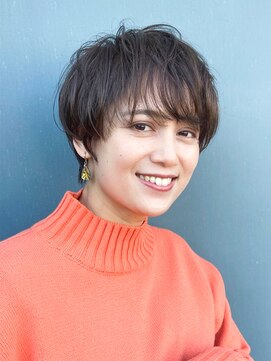 トニーアンドガイ 原宿店(TONI & GUY) くせ毛ショート グレーベージュ 前髪パーマ