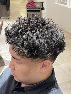 リノ カルバリ(Lino Calbari) Lino Calbari