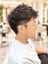 フリップビーアヴェダ(FLIP B AVEDA) 千葉美容院×本八幡×メンズパーマ×刈り上げ×黒髪