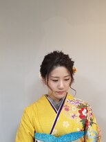 ノラ(Norah)&nbsp;でこだしタイトなふわふわヘア