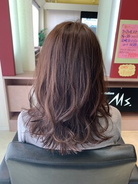 ミズグラート(Ms. grato) ッバウンシーカールなロングボブ