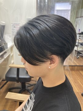 ヘアークリエイション(HAIR CREATION) センター分けスタイル