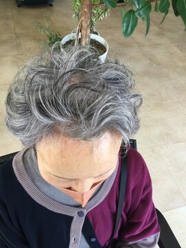 グリース(GREASE) ショートパーマ