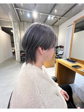 アルベリーヘアーアンドスパ 掛川中央店(ALBELY hair&spa) ホワイトグレー×ウルフ