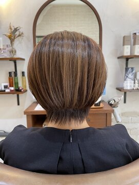 ヴィアンカ(Vianca) 大人ショートボブ