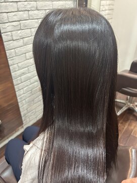 レコジョ(Recojo) (膨らむ髪の毛にサラサラストレート)Hide