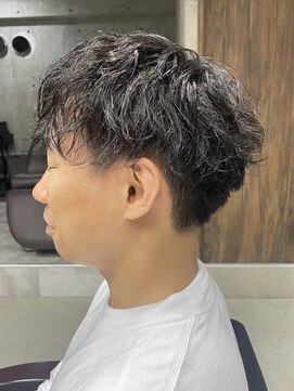 フイ 新宿3丁目(Hui) ハイトーンカラー/マッシュパーマ/アースカラー/men's/