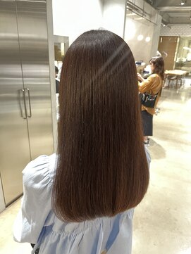 オーガニック リブ 川越(organic+live) 20代30代40代艶感ストレートオリーブグレージュ透明感ロング