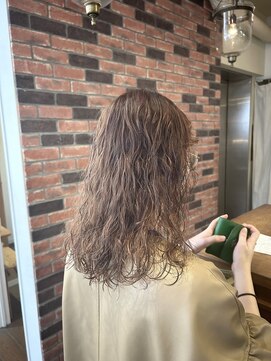 メイクス 表参道(MAKE'S omotesando) 【堀口】ベージュブラウン、レイヤーパーマ