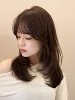 ルル 表参道(lulu.)&nbsp;ダークアッシュ  暗めカラー グレージュ　レイヤーカット