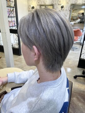 ヴァンファミリー アピタ福井飯塚店(Vanfamily) 高卒メンズホワイトグレージュ