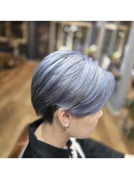 ジラソーレ(girasole) アイスブルー×ショート