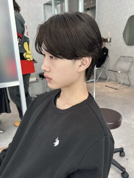 ジーナ 天神(Zina) 毛流れセンターパート(メンズカット/ダウンパーマ/ナチュラル)