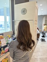 ヘアーアンドビューティーショップ エボルティー(hair&beauty shop EvoLuty)&nbsp;オリーブベージュ