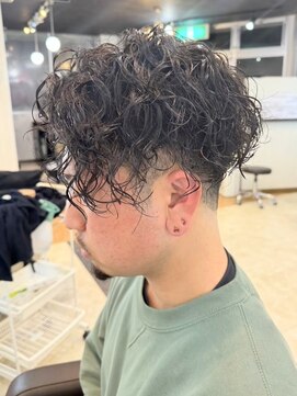 ガーデン 西川田店(garden) 西川田波巻きスパイラルパーマ波巻きパーマセンターパートメンズ