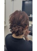 編み込みゆるふわシニヨンヘアメイク