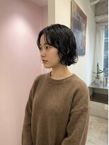 シール 梅田(CIRR) ハイライトクラゲヘアミニボブ成人式パーマミディアム裾カラー