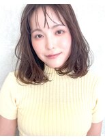 キングスベリー(Hair Relaxation King's Berry) ふんわり外ハネ × 透け感ミディ5.14ワンホンレイヤー