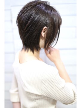 新宿 セイヴィアン ヘアーギャラリー(Savian Hair garelly) 【 新宿savian】レイヤーボブ　【新宿・西武新宿　Savian】